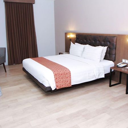 Grand Kangen Hotel Urip Sumoharjo Yogyakarta Extérieur photo