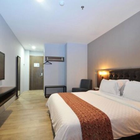 Grand Kangen Hotel Urip Sumoharjo Yogyakarta Extérieur photo