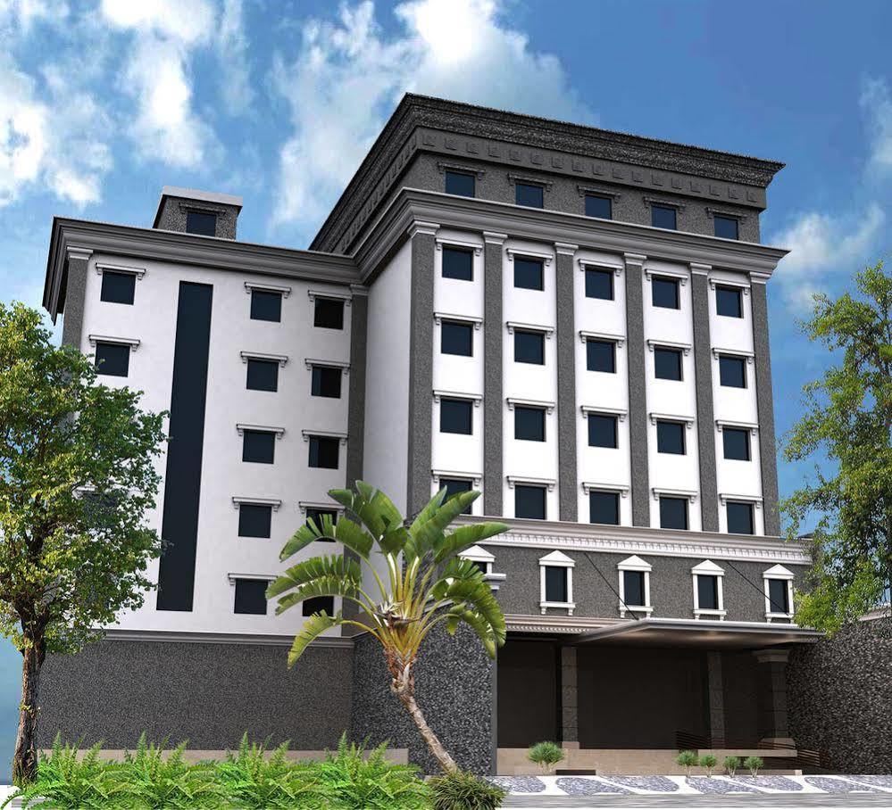 Grand Kangen Hotel Urip Sumoharjo Yogyakarta Extérieur photo