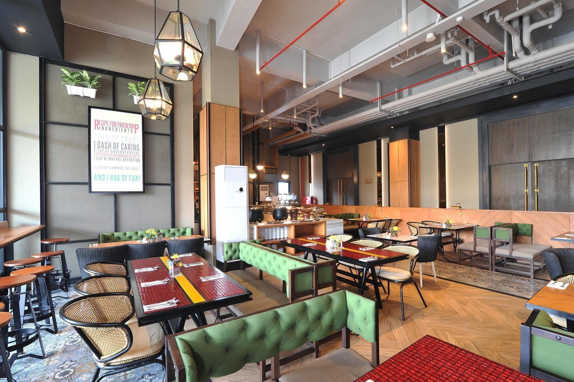 Grand Kangen Hotel Urip Sumoharjo Yogyakarta Extérieur photo