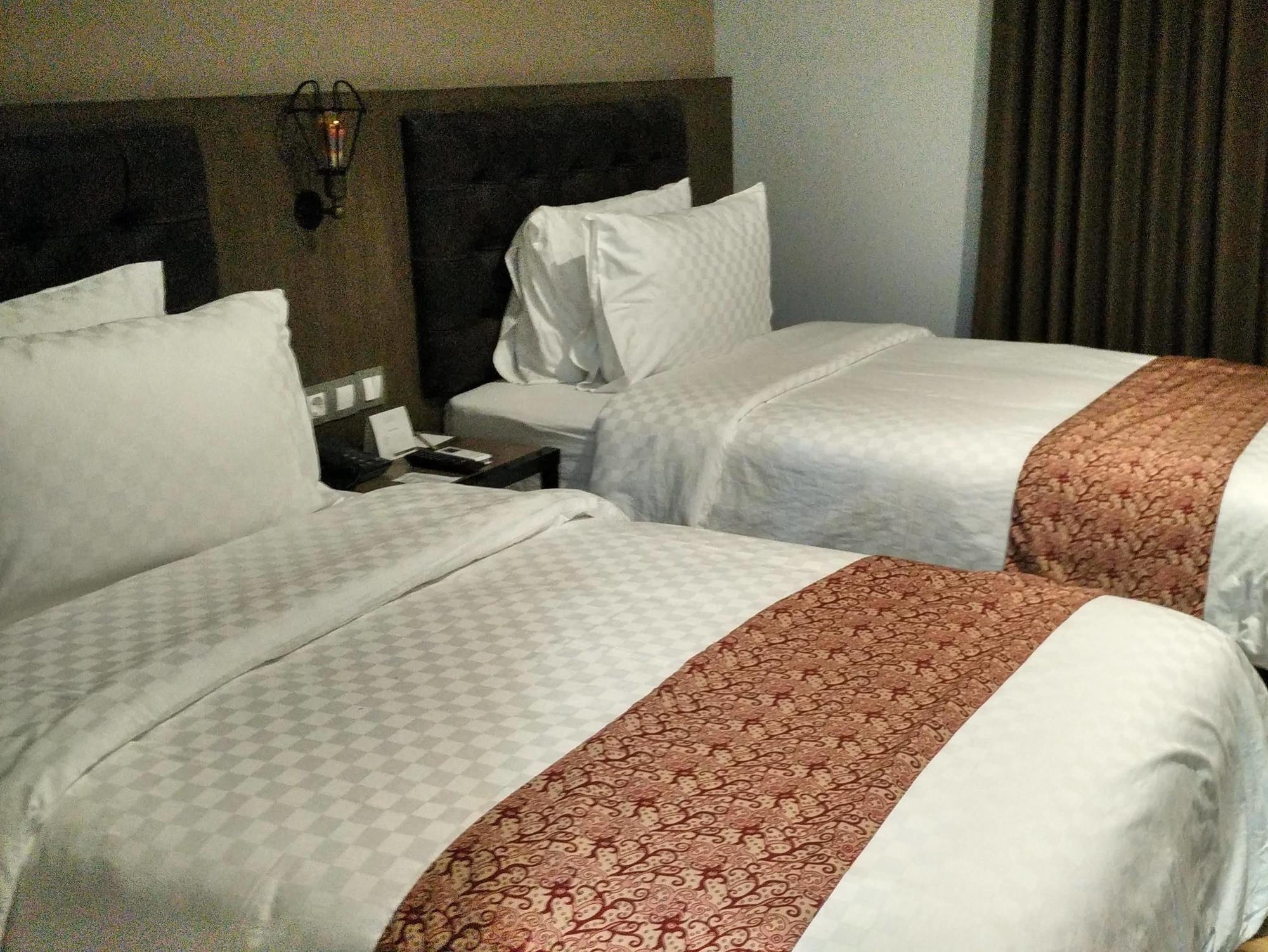 Grand Kangen Hotel Urip Sumoharjo Yogyakarta Extérieur photo